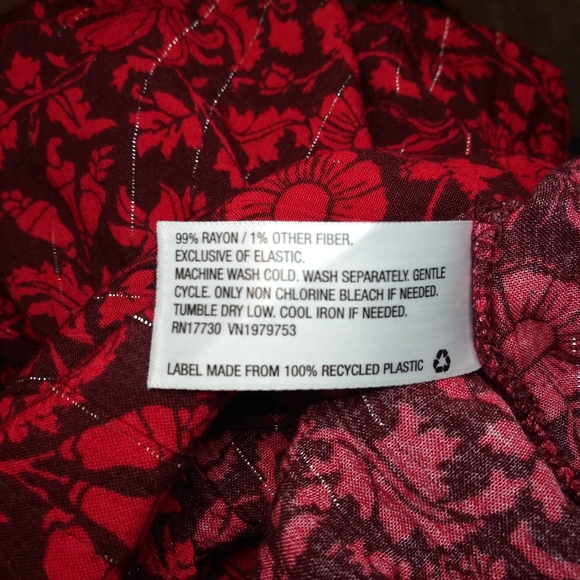 Knox Rose Gauzy Red Embroidered Floral Boho Blouse - Picture 10 of 11